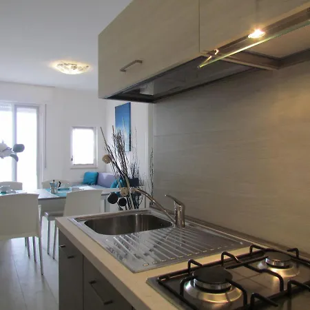 Zenith Apartment *