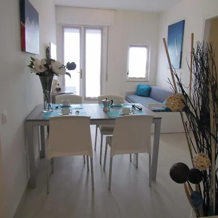Zenith Apartment